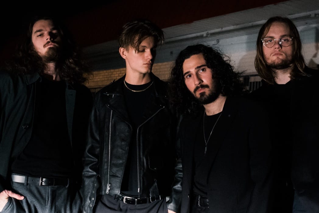 Glass House Point - Garden