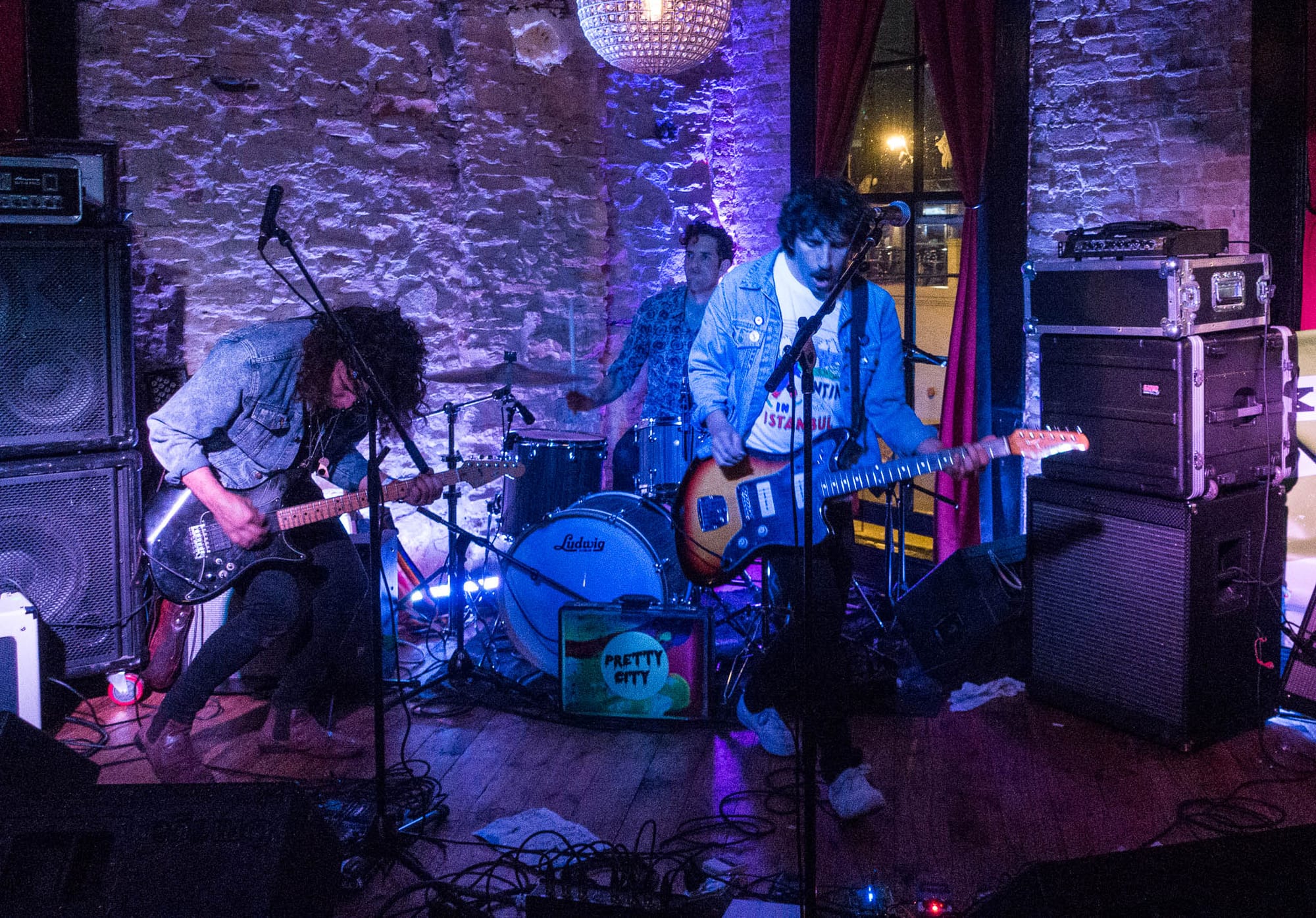 SXSW Roundup Day 2: Hælos // Doomsquad // Pretty City // Overcoats // More