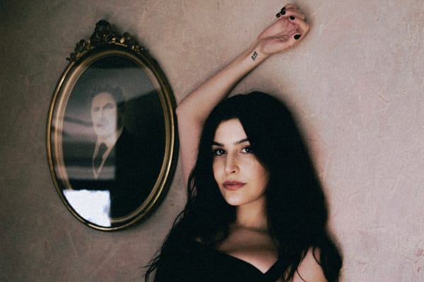 Mel Denisse - Like a Fiend