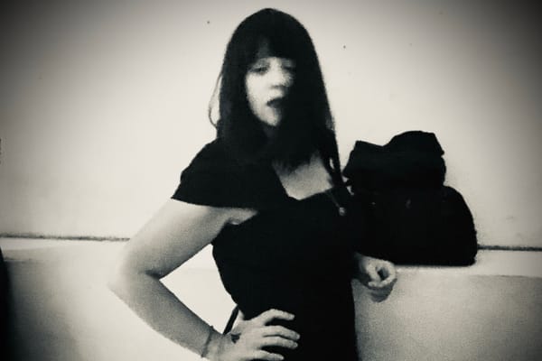 Violent Vickie - Open The Door